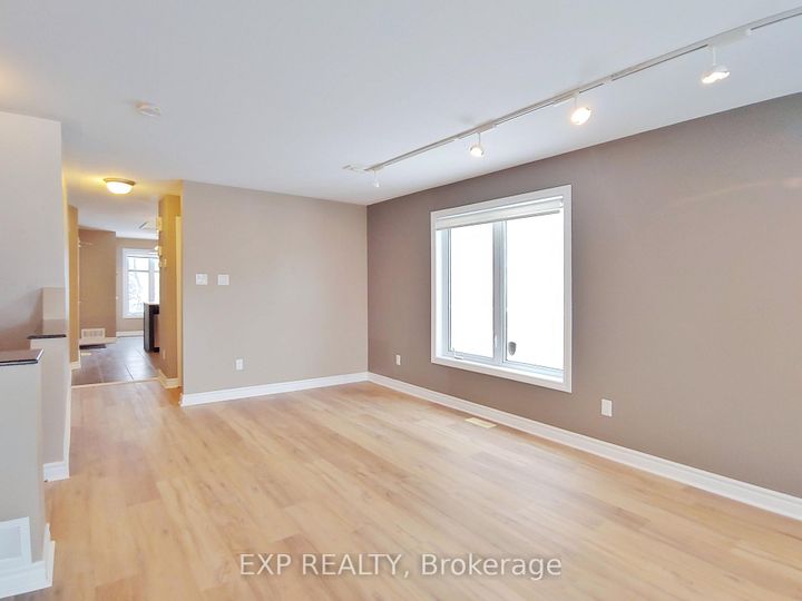 Photo 12 at B - 605 Chapman Mills Drive, Nepean (Strandherd), Ottawa