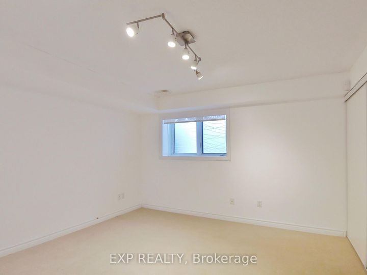 Photo 21 at B - 605 Chapman Mills Drive, Nepean (Strandherd), Ottawa