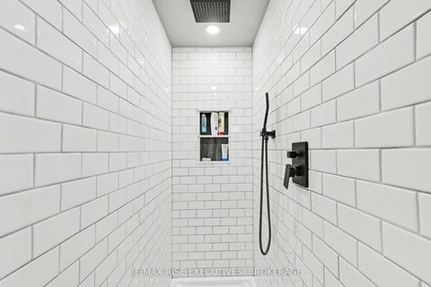 Photo 17 at 41 Wilson Street E, Perth