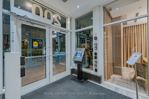 Photo 31 at 1106 - 200 Inlet Private, Chatelaine Village, Orleans