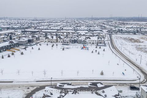 Photo 1 at 852 Atlas Terrace, Emerald Meadows/Trailwest, Kanata