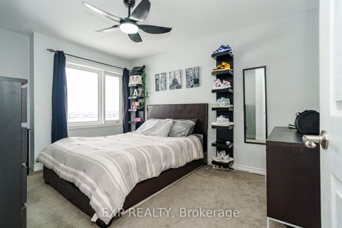 Photo 18 at 852 Atlas Terrace, Emerald Meadows/Trailwest, Kanata