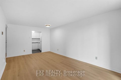 Photo 17 at 204 - 475 Laurier Avenue W, Ottawa Centre