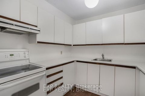 Photo 20 at 204 - 475 Laurier Avenue W, Ottawa Centre