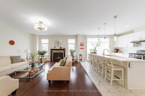 Photo 13 at 43 Cento Way, Stittsville (North), Stittsville