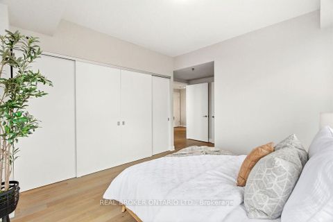 Photo 18 at 1403 - 428 Sparks Street, Ottawa Centre