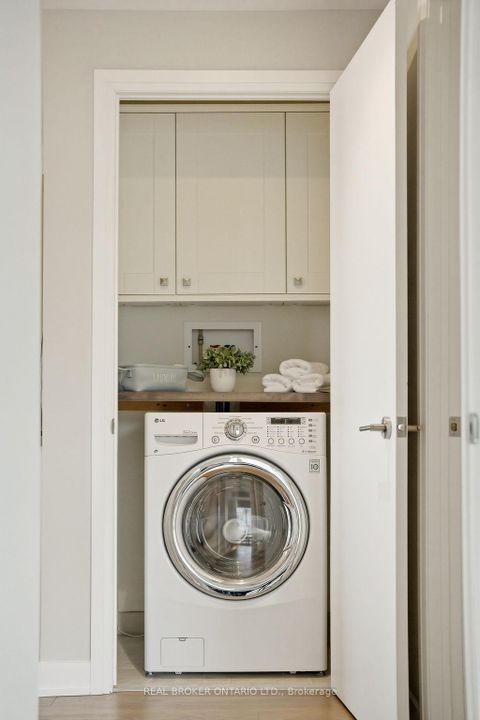 Photo 28 at 1403 - 428 Sparks Street, Ottawa Centre