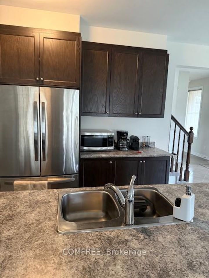 Photo 9 at 784 Logperch Circle, Nepean (Half Moon Bay), Ottawa