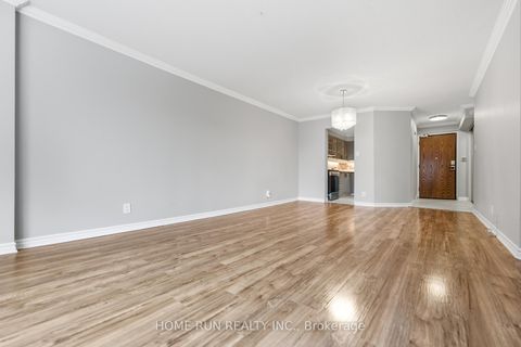 Photo 7 at 104 - 151 Bay Street, Ottawa Centre