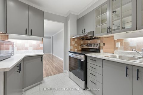 Photo 11 at 104 - 151 Bay Street, Ottawa Centre