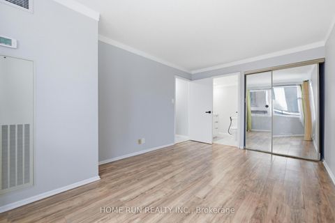 Photo 15 at 104 - 151 Bay Street, Ottawa Centre