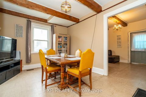Photo 4 at 105 Rideau Street, Merrickville