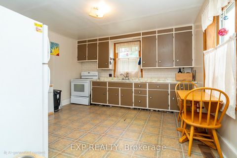 Photo 6 at 105 Rideau Street, Merrickville
