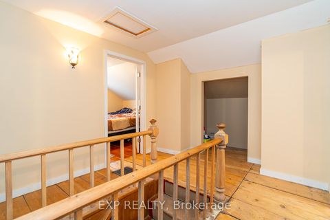 Photo 12 at 105 Rideau Street, Merrickville