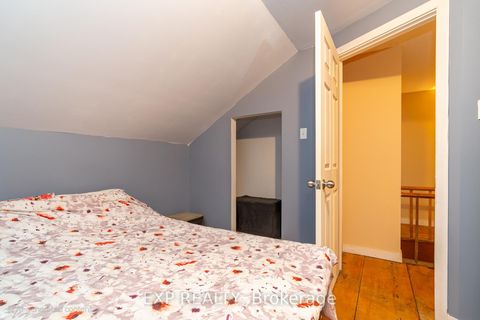 Photo 14 at 105 Rideau Street, Merrickville