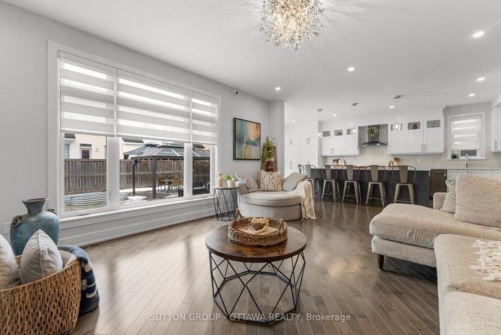 Photo 13 at 571 Egret Way, Nepean (Half Moon Bay), Ottawa