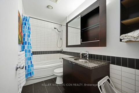 Photo 23 at 1301 - 324 Laurier Avenue W, Ottawa Centre