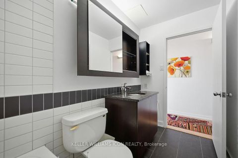 Photo 24 at 1301 - 324 Laurier Avenue W, Ottawa Centre