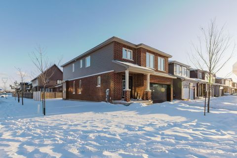 Photo 1 at 896 Sendero Way, Remainder of Stittsville & Area, Stittsville