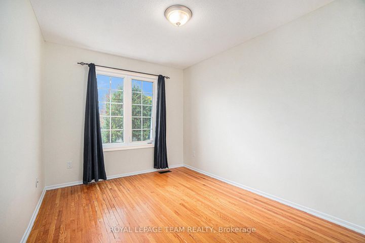 Photo 13 at 440 Kintyre Private, Nepean (Carleton Square), Ottawa