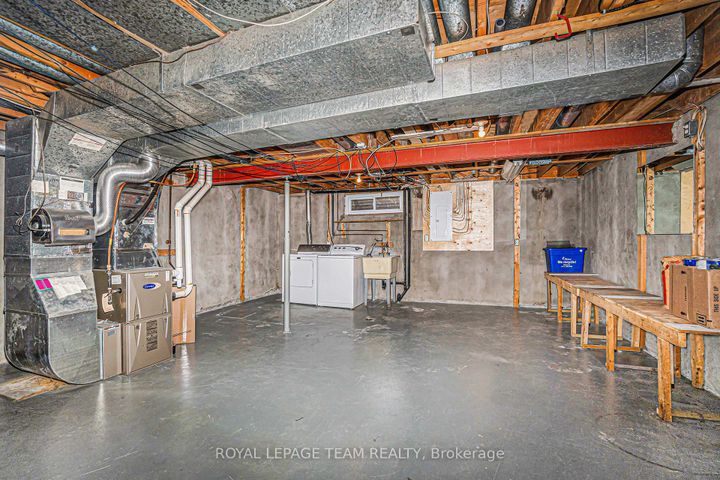 Photo 20 at 440 Kintyre Private, Nepean (Carleton Square), Ottawa