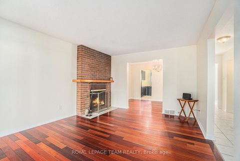 Photo 3 at 440 Kintyre Private, Nepean (Carleton Square), Ottawa