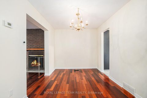 Photo 4 at 440 Kintyre Private, Nepean (Carleton Square), Ottawa