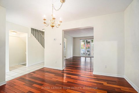 Photo 5 at 440 Kintyre Private, Nepean (Carleton Square), Ottawa