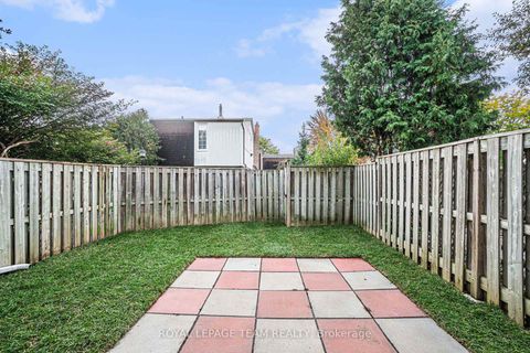 Photo 18 at 440 Kintyre Private, Nepean (Carleton Square), Ottawa