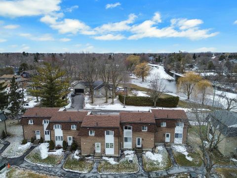 Photo 1 at 15 - 68 King Street, Richmond, Stittsville