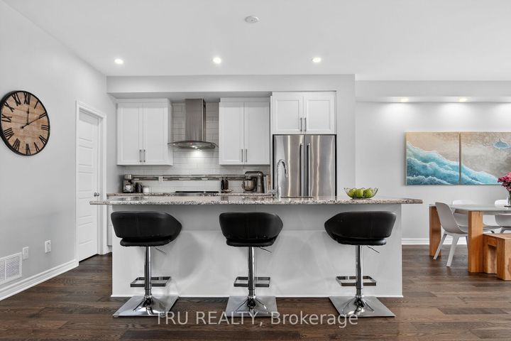 Photo 5 at 2850 Grand Canal Street, Nepean (Half Moon Bay), Ottawa