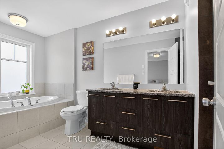 Photo 18 at 2850 Grand Canal Street, Nepean (Half Moon Bay), Ottawa