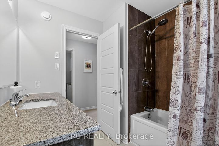 Photo 23 at 2850 Grand Canal Street, Nepean (Half Moon Bay), Ottawa