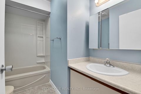 Photo 27 at 1983 Greenvale Lane, Chateauneuf, Orleans