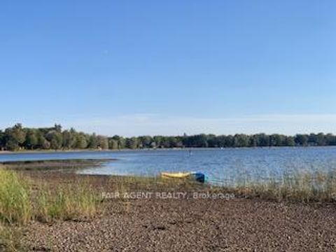 Photo 39 at 164 Baillie Avenue, Constance Bay