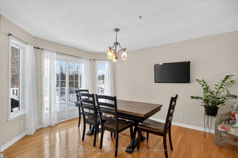 Photo 7 at 2960 Ernside Crescent, Cumberland Estates, Orleans