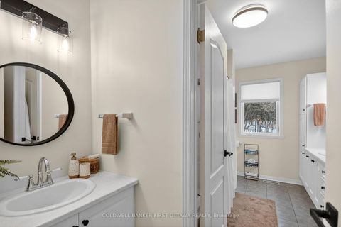 Photo 19 at 2960 Ernside Crescent, Cumberland Estates, Orleans