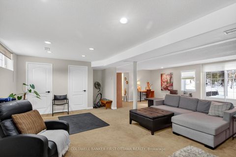 Photo 27 at 2960 Ernside Crescent, Cumberland Estates, Orleans