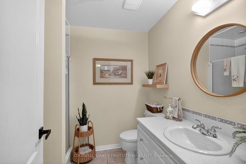 Photo 31 at 2960 Ernside Crescent, Cumberland Estates, Orleans