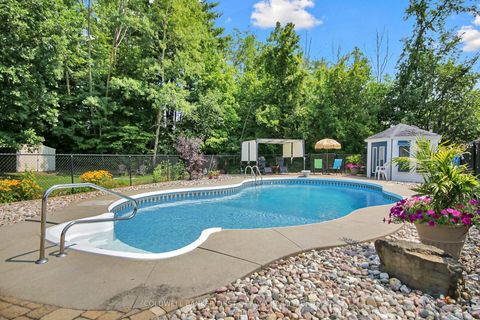 Photo 37 at 2960 Ernside Crescent, Cumberland Estates, Orleans