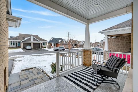 Photo 2 at 98 Kayenta Street, Remainder of Stittsville & Area, Stittsville