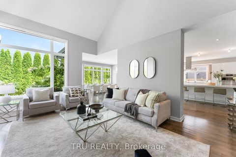 Photo 20 at 250 Sunnyridge Crescent, Emerald Meadows/Trailwest, Kanata