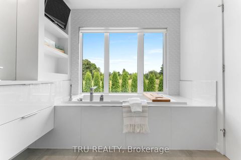 Photo 29 at 250 Sunnyridge Crescent, Emerald Meadows/Trailwest, Kanata