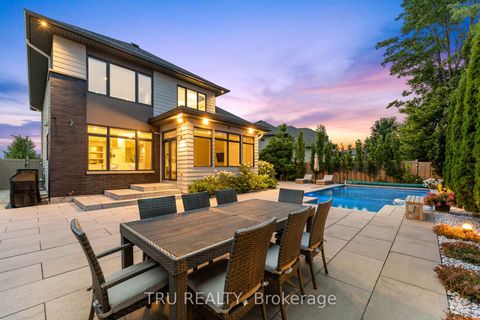 Photo 39 at 250 Sunnyridge Crescent, Emerald Meadows/Trailwest, Kanata