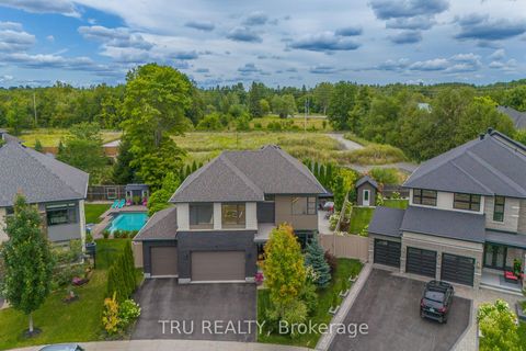 Photo 45 at 250 Sunnyridge Crescent, Emerald Meadows/Trailwest, Kanata
