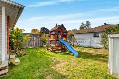 Photo 37 at 26 Carleton Cathcart Street, Stittsville (South), Stittsville