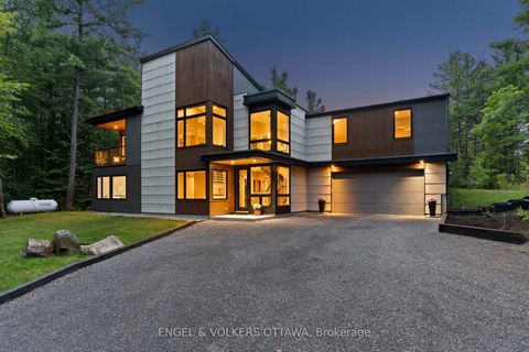 Photo 0 at 108 EDITH MARGARET Place, Huntley Ward (North East), Carp