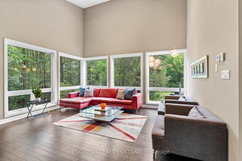 Photo 15 at 108 EDITH MARGARET Place, Huntley Ward (North East), Carp