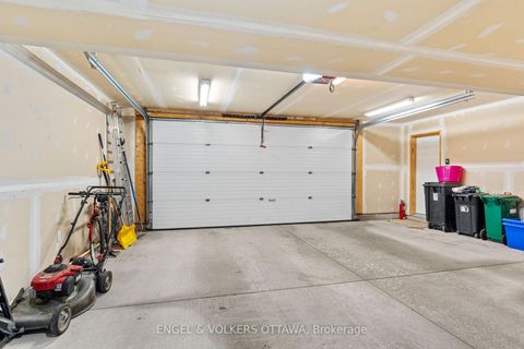 Photo 38 at 108 EDITH MARGARET Place, Huntley Ward (North East), Carp