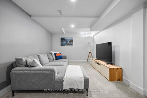 Photo 37 at 1535 Kamouraska Circle, Chateauneuf, Orleans